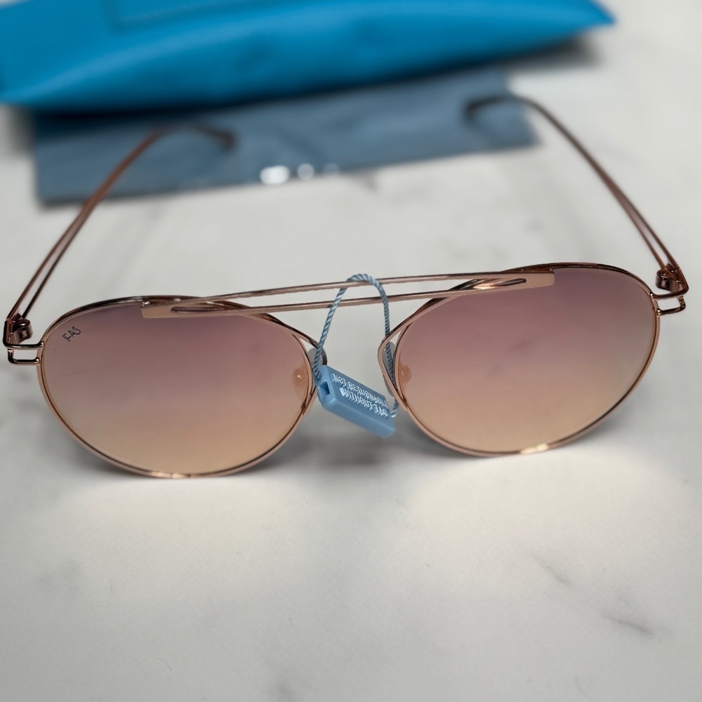 For Art’s Sake T-Shirt Rose Mirrored Aviator Sunglasses - Picture 5 of 8